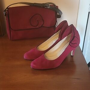Donna Laura Venezua 100% geniune suede leather shoes and bag jot Italy